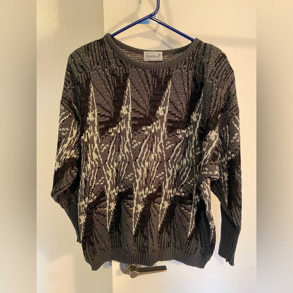 Vintage Patterned Gray Sweater